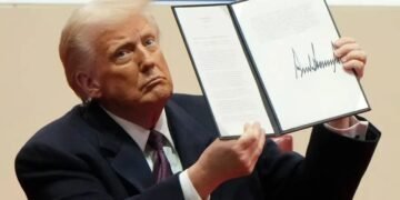 ಅಮೆರಿಕದ ಹೊಸ ಕರೆನ್ಸಿ ನೋಟುಗಳ ಮೇಲೆ ರಾರಾಜಿಸಲಿದೆ ಟ್ರಂಪ್ ಸಹಿ!