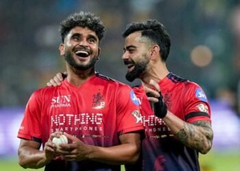 ಐಪಿಎಲ್ 2026ರ ಉದ್ಘಾಟನಾ ಪಂದ್ಯದಲ್ಲಿ ಆರ್‌ಸಿಬಿ ಪರ ಗಮನ ಸೆಳೆದ ಅಭಿನಂದನ್ ಸಿಂಗ್ ಯಾರು?