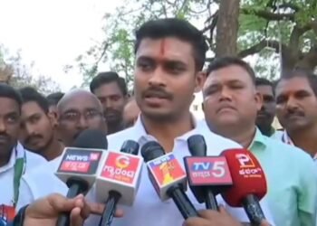 ರಂಗೇರಿದ ಬಾಗಲಕೋಟೆ ಉಪಚುನಾವಣೆ ಅಖಾಡ –  ಜಾರಕಿಹೊಳಿ ಪುತ್ರ ಭರ್ಜರಿ ಮತಭೇಟೆ