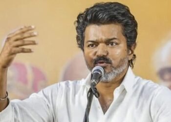 ತಮಿಳುನಾಡು ಕಣದಲ್ಲಿ ‘ದಳಪತಿ’ ಅಬ್ಬರ : ಟಿವಿಕೆ ಅಭ್ಯರ್ಥಿಗಳ ಪಟ್ಟಿ ಬಿಡುಗಡೆ, 2 ಕ್ಷೇತ್ರಗಳಲ್ಲಿ ವಿಜಯ್ ಸ್ಪರ್ಧೆ