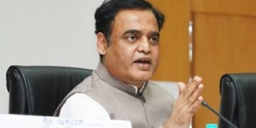 ಸಿಎಂ ಆತಂಕದಲ್ಲಿದ್ದಾರೆ, ಅದಕ್ಕೆ ಒಂದು ಕ್ಷೇತ್ರದಲ್ಲಿ 5 ದಿನ ಪ್ರಚಾರ ಮಾಡ್ತಿರೋದು : ಅಶ್ವಥ್ ನಾರಾಯಣ್