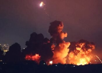 ಇರಾನ್ ಮೇಲೆ ಅಮೆರಿಕ ಭೀಕರ ದಾಳಿ.. ಇಸ್ಫಹಾನ್ ಮೇಲೆ 900 ಕೆಜಿ ತೂಕದ ‘ಬಂಕರ್ ಬಸ್ಟರ್’ ಬಾಂಬ್ ಹಾಕಿದ ಟ್ರಂಪ್!