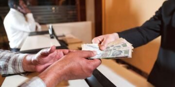 20 ಸಾವಿರ ರೂ.ಗಿಂತ ಹೆಚ್ಚಿನ ಹಣವನ್ನು ಕೈಸಾಲ ಪಡೆಯುತ್ತಿದ್ದೀರಾ? ಹಾಗಾದರೆ, ಈ ಸುದ್ದಿ ತಪ್ಪದೇ ಓದಿ