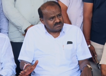 ಸಿದ್ದರಾಮಯ್ಯನವರಿಗೆ ಕುಟುಂಬ ರಾಜಕಾರಣ ಬಗ್ಗೆ ಮಾತಾಡುವ ನೈತಿಕತೆ ಇಲ್ಲ : ಹೆಚ್‌ಡಿಕೆ ಕಿಡಿ