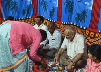 ಡಾ. BR ಅಂಬೇಡ್ಕರ್ ಜಯಂತಿ ಹಿನ್ನೆಲೆ ದಲಿತರ ಮನೆಯಲ್ಲಿ ಶಾಸಕ ಎ. ಮಂಜು ವಾಸ್ತವ್ಯ