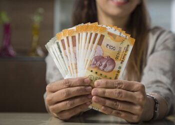 ತಿಂಗಳಿಗೆ 10 ಸಾವಿರ ರೂ. ಹೂಡಿಕೆ ಮಾಡಿದರೆ 1.13 ಲಕ್ಷ ರೂ. ಬಡ್ಡಿ ಲಾಭ : ಯಾವುದಿದು ಯೋಜನೆ?