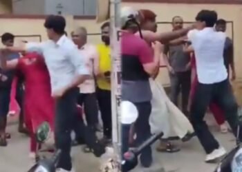 ಬೆಂಗಳೂರಿನಲ್ಲಿ ಪಾರ್ಕಿಂಗ್ ವಿಚಾರಕ್ಕೆ ಮಾರಾಮಾರಿ..!