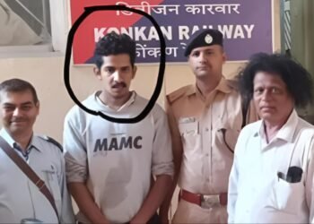 ಚಲಿಸುತ್ತಿದ್ದ ರೈಲಿನಿಂದ ಹೊರ ಜಿಗಿಯಲು ಯತ್ನ.. ಯುವಕನ ಪ್ರಾಣ ಉಳಿಸಿದ ಟಿಟಿ