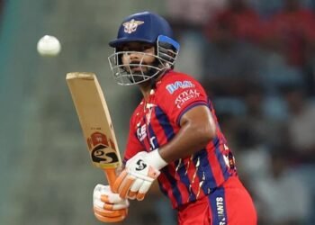 ಪಂತ್​ ಬ್ಯಾಟಿಂಗ್ ಆರ್ಡರ್​ ಬಗ್ಗೆ ಜೋರು ಚರ್ಚೆ ; ಯಾವ ಸ್ಥಾನ ಸೂಕ್ತ