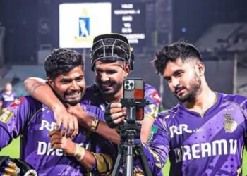 ಮೈದಾನದಲ್ಲಿ ಪಾಕಿಸ್ತಾನ ತಂಡದ ‘ವೈರಲ್ ಡ್ರಾಪ್’ ಮರುಸೃಷ್ಟಿಸಿದ ಮನೀಶ್ ಪಾಂಡೆ!