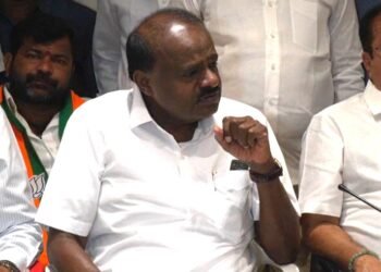 ಸಾಲರಾಮಯ್ಯ ಅಲ್ಲ, ಕಳ್ಳ ರಾಮಯ್ಯ ಅನ್ನೋದೇ ಸರಿ – ಸಿಎಂ ವಿರುದ್ಧ ಹೆಚ್‌ಡಿಕೆ ಕಿಡಿ