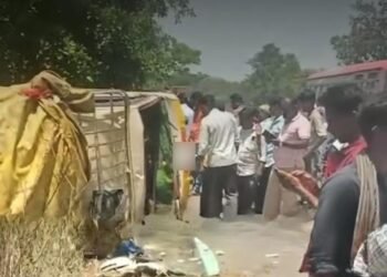 ಟಾಟಾ ಏಸ್-ಕಾರಿನ ನಡುವೆ ಭೀಕರ ಅಪಘಾತ.. ಮೂವರು ಗಂಭೀರ!