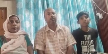 10 ಗಂಟೆಗಳ ಕಾಲ ಪೋಷಕರ ‘ಡಿಜಿಟಲ್ ಅರೆಸ್ಟ್’.. 8ನೇ ತರಗತಿ ಬಾಲಕನ ಜಾಣ್ಮೆಯಿಂದ ತಪ್ಪಿದ ಭಾರೀ ವಂಚನೆ!