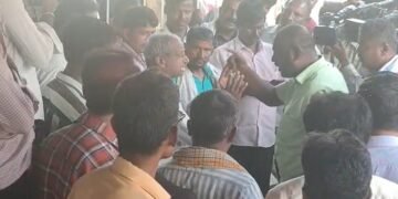 ಸಿಲಿಂಡರ್​ಗಾಗಿ ಗ್ಯಾಸ್ ಏಜೆನ್ಸಿ ಸಿಬ್ಬಂದಿ-ಗ್ರಾಹಕನ ಮಧ್ಯೆ ಮಾರಾಮಾರಿ!