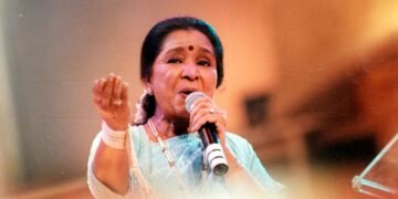 ಸಂಗೀತ ಲೋಕದ ಧ್ರುವತಾರೆ ಅಸ್ತಂಗತ – ಗಾಯಕಿ ಆಶಾ ಭೋಂಸ್ಲೆ ಇನ್ನಿಲ್ಲ