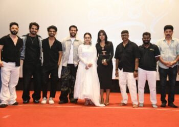 “ಜಿನುಗೋ ಮಳೆ” ರೋಮ್ಯಾನ್ಸ್ ಕಿಕ್..!