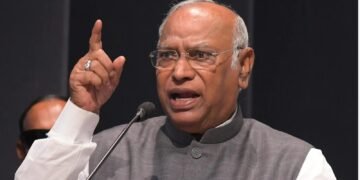 “ಮೋದಿ ಭಾಷಣದಲ್ಲಿ ಮಹಿಳೆಯರಿಗಿಂತ ಕಾಂಗ್ರೆಸ್ ಜಪವೇ ಹೆಚ್ಚಿತ್ತು” : ಮಲ್ಲಿಕಾರ್ಜುನ ಖರ್ಗೆ ಟೀಕೆ