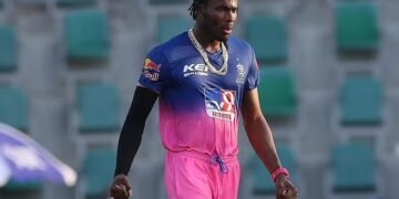 ಆರ್ಚರ್ ಐತಿಹಾಸಿಕ ದಾಖಲೆ.. ಸತತ 3 ಪಂದ್ಯಗಳ ಮೊದಲ ಎಸೆತದಲ್ಲೇ ವಿಕೆಟ್ ಪಡೆದ ವಿಶ್ವದ ಮೊದಲ ಬೌಲರ್!