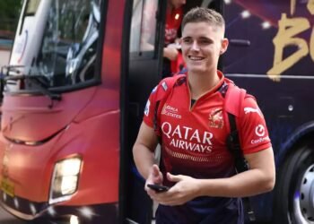 ಐಪಿಎಲ್‌ನಲ್ಲಿ ಬೆಂಚ್ ಕಾಯುವ ಬದಲು ಕೌಂಟಿ ಕ್ರಿಕೆಟ್ ಆಡಿ : ಜೇಕಬ್ ಬೆಥೆಲ್‌ಗೆ ಅಲೆಸ್ಟರ್ ಕುಕ್ ಕಿವಿಮಾತು!