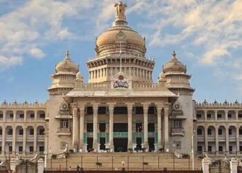 ಅಲ್ಪಸಂಖ್ಯಾತರ ಇಲಾಖೆಯಲ್ಲಿ ಟೆಂಡರ್ ಅಕ್ರಮ ಆರೋಪ : ರಾಜ್ಯ ಸರ್ಕಾರಕ್ಕೆ ಲೀಗಲ್ ನೋಟಿಸ್!