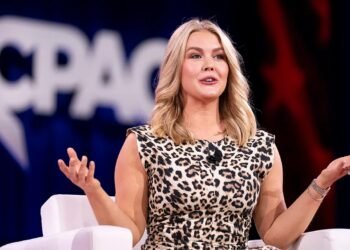 ‘ಇಂದು ರಾತ್ರಿ ಗುಂಡುಗಳು ಹಾರಲಿವೆ’ : ದಾಳಿಗೆ ಮುನ್ನ ಶ್ವೇತಭವನ ಪತ್ರಿಕಾ ಕಾರ್ಯದರ್ಶಿಯ ಹೇಳಿಕೆ ವೈರಲ್!