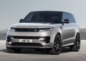 ಭಾರತದಲ್ಲೇ ನಿರ್ಮಾಣವಾದ ರೇಂಜ್ ರೋವರ್ ಸ್ಪೋರ್ಟ್ ಆಟೋಬಯೋಗ್ರಫಿ ಬಿಡುಗಡೆ : ಬೆಲೆ 1.6 ಕೋಟಿ ರೂ.