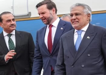 ಅಮೆರಿಕದ ಪರ ಒಲವು : ‘ಮಧ್ಯಸ್ಥಿಕೆದಾರ’ ಪಾಕಿಸ್ತಾನದ ವಿರುದ್ಧ ಇರಾನ್ ಸಂಸದನ ಗಂಭೀರ ಆರೋಪ!