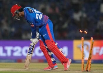 IPL ಇತಿಹಾಸದಲ್ಲೇ ಕಳಪೆ ದಾಖಲೆ : 13 ರನ್‌ಗೆ 6 ವಿಕೆಟ್ ಕಳೆದುಕೊಂಡು ಮುಗ್ಗರಿಸಿದ ಡೆಲ್ಲಿ ಕ್ಯಾಪಿಟಲ್ಸ್!