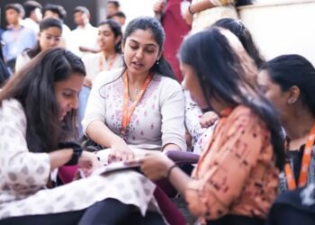 ವಿದ್ಯಾರ್ಥಿನಿಯರಿಗೆ ಗುಡ್ ನ್ಯೂಸ್ : ಸಿಗಲಿದೆ 25 ಸಾವಿರ ರೂ. ವಿದ್ಯಾರ್ಥಿವೇತನ ; ಹೀಗೆ ಅರ್ಜಿ ಸಲ್ಲಿಸಿ