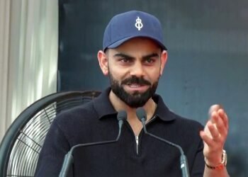 ಶಿಕ್ಷಕರಿಗೆ ಗೌರವ ಕೊಡಿ, ಕನಸುಗಳಿಗೆ ಪ್ರಾಮಾಣಿಕರಾಗಿರಿ : ಶಾಲಾ ವಿದ್ಯಾರ್ಥಿಗಳಿಗೆ ಕೊಹ್ಲಿ ಕಿವಿಮಾತು