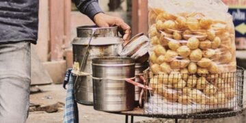 ಬೇಸಿಗೆಯಲ್ಲಿ ಪಾನಿಪುರಿ ಸೇವನೆ ಪ್ರಾಣಕ್ಕೆ ಕುತ್ತು ತರಬಲ್ಲದೇ? ಜಾರ್ಖಂಡ್ ದುರಂತ ಬಿಚ್ಚಿಟ್ಟ ಆಘಾತಕಾರಿ ಸತ್ಯ!