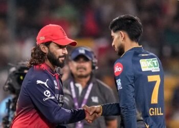 ಬಲಿಷ್ಠ RCB ಎದುರು ಗುಜರಾತ್ ಟೈಟನ್ಸ್​ಗೆ ಇಂದು ಮಾಡು ಇಲ್ಲವೇ ಮಡಿ ಪಂದ್ಯ!