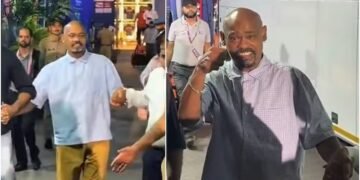 ವಾಂಖೆಡೆಯಲ್ಲಿ ದಿಢೀರ್ ಪ್ರತ್ಯಕ್ಷರಾದ ವಿನೋದ್ ಕಾಂಬ್ಳಿ ; ಆಸ್ಪತ್ರೆ ಸೇರಿದ್ದಾರೆಂಬ ವದಂತಿಗೆ ತೆರೆ!