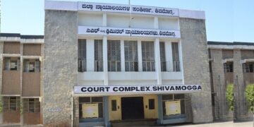 ಲಂಚ ಪಡೆಯುವಾಗ ರೆಡ್‌ಹ್ಯಾಂಡ್‌ ಆಗಿ ಸಿಕ್ಕಿಬಿದ್ದ ಅಧಿಕಾರಿಗೆ 2 ವರ್ಷ ಜೈಲು, 40,000 ದಂಡ