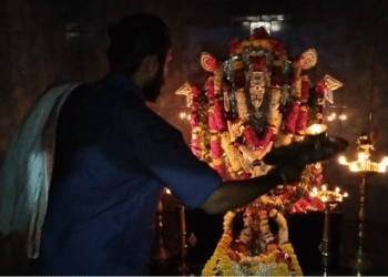 ಇಂದು ಶನಿ ಅಮಾವಾಸ್ಯೆ | ಧಾರವಾಡದ ಶನೇಶ್ವರ ದೇವಸ್ಥಾನದಲ್ಲಿ ವಿಶೇಷ ಪೂಜೆ