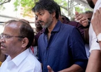 ಫಲಿತಾಂಶದ ಬೆನ್ನಲ್ಲೇ ಗೆದ್ದ ಅಭ್ಯರ್ಥಿಗಳನ್ನು ರೆಸಾರ್ಟ್‌ಗೆ ಸ್ಥಳಾಂತರಿಸಲು ವಿಜಯ್ ಮಾಸ್ಟರ್ ಪ್ಲಾನ್!