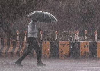 ರಾಜ್ಯದ ಹಲವೆಡೆ 3 ದಿನ ಗುಡುಗು ಸಹಿತ ಭಾರಿ ಮಳೆ ಸಾಧ್ಯತೆ – ಹವಾಮಾನ ಇಲಾಖೆ ಮುನ್ಸೂಚನೆ!