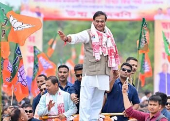 ಹಿಮಂತ ‘2.0’ ಪರ್ವ ಆರಂಭ ; NDA ಮಿತ್ರಪಕ್ಷಗಳ 4 ಸಚಿವರೊಂದಿಗೆ ಇಂದು ಅಸ್ಸಾಂ ಸಿಎಂ ಆಗಿ   ಶರ್ಮಾ ಪ್ರಮಾಣವಚನ!