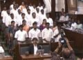 ತಮಿಳುನಾಡು ವಿಶ್ವಾಸಮತ ಗೆದ್ದ ‘ದಳಪತಿ’ ವಿಜಯ್ : ಟಿವಿಕೆ ಪರ 144 ಮತ ಒಗ್ಗೂಡಿದ್ದು ಹೇಗೆ?