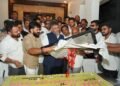 64ನೇ ವಸಂತಕ್ಕೆ ಕಾಲಿಟ್ಟ ಡಿಸಿಎಂ ಡಿ.ಕೆ ಶಿವಕುಮಾರ್‌ ; ಫ್ಯಾನ್ಸ್‌ ಜೊತೆ ಕೇಕ್ ಕಟ್ ಮಾಡಿ ಬರ್ತ್​ಡೇ ಸೆಲೆಬ್ರೆಷನ್‌!