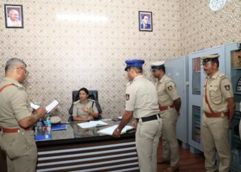 ಸಿಸಿಬಿ ಪೊಲೀಸರ ಭರ್ಜರಿ ಕಾರ್ಯಾಚರಣೆ : 10 ಲಕ್ಷ ಮೌಲ್ಯದ ಗಾಂಜಾ ವಶ, ಮೂವರು ಅರೆಸ್ಟ್!