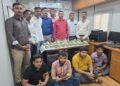 ಏರ್ಪೋರ್ಟ್ನಲ್ಲಿ ಬಾಲಿವುಡ್ ಶೈಲಿಯ ದರೋಡೆ : ಏರ್ಲೈನ್ಸ್ ಸಿಬ್ಬಂದಿಯಿಂದಲೇ 2.5 ಕೋಟಿ ರೂ. ಮೌಲ್ಯದ ಚಿನ್ನ ಲೂಟಿ!