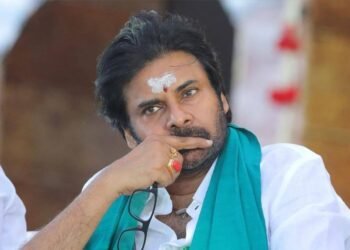 “ನನಗೆ ವಿಜಯ್ ಕಂಡರೆ ಅಸೂಯೆಯಾಗುತ್ತದೆ” : ಪವನ್ ಕಲ್ಯಾಣ್ ಹೀಗೆ ಹೇಳಿದ್ದೇಕೆ?
