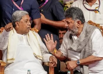 ದಿಲ್ಲಿಯಲ್ಲಿ ಸಿದ್ದರಾಮಯ್ಯ, ಡಿಕೆಶಿ : ವರಿಷ್ಠರ ಜೊತೆ ಹೊಸ ಸರ್ಕಾರ,​​ ಸಂಪುಟ ರಚನೆಯ ಚರ್ಚೆ!