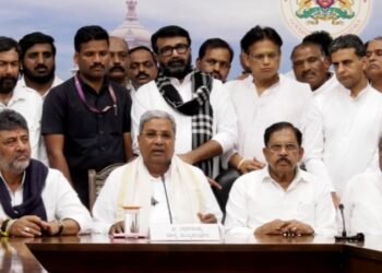 ಮತದಾರರೇ ಅಭಿಮಾನಿ ದೇವರು ; ವಿದಾಯ ಭಾಷಣದಲ್ಲಿ ಅಣ್ಣಾವ್ರರನ್ನ ನೆನಪಿಸಿಕೊಂಡ ಸಿದ್ದರಾಮಯ್ಯ!
