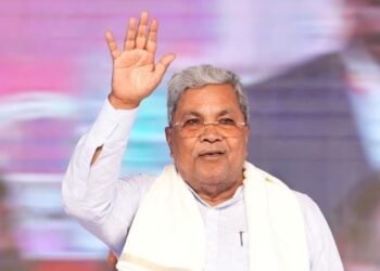 ಸಿದ್ದರಾಮಯ್ಯ ರಾಜೀನಾಮೆ ಜೊತೆಗೆ ಆಪ್ತ ಕಾರ್ಯದರ್ಶಿ, ವಿಶೇಷಾಧಿಕಾರಿಯೂ ವರ್ಗಾವಣೆ!