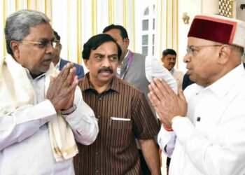 ಸಿದ್ದರಾಮಯ್ಯ ರಾಜೀನಾಮೆ ಅಂಗೀಕರಿಸಿದ ರಾಜ್ಯಪಾಲ ಗೆಹ್ಲೋಟ್