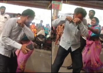 ಚುಡಾಯಿಸಿದ್ದಕ್ಕೆ ಕಣ್ಣಿಗೆ ಖಾರದ ಪುಡಿ ಎರಚಿ ವ್ಯಕ್ತಿಗೆ ಹಿಗ್ಗಾಮುಗ್ಗಾ ಥಳಿಸಿದ ಮಹಿಳೆ!