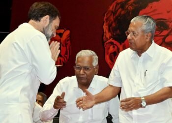 ವಿಪಕ್ಷಗಳ ಇಂಡಿಯಾ ಒಕ್ಕೂಟದಲ್ಲಿ ಬಿರುಕು? ರಾಹುಲ್ ಗಾಂಧಿ ʼಆಲಿಂಗನʼ ಹೇಳಿಕೆಗೆ ಎಡಪಕ್ಷಗಳ ಆಕ್ರೋಶ!