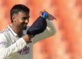 ಕೌಂಟಿ ಕ್ರಿಕೆಟ್ನಲ್ಲಿ ಮಾನವ್ ಸುತಾರ್ ಕಮಾಲ್ : ಯಾರ್ಕ್ಷೈರ್ ವಿರುದ್ಧ 3 ವಿಕೆಟ್ ಪಡೆದು ಮಿಂಚಿದ ಯುವ ಸ್ಪಿನ್ನರ್!